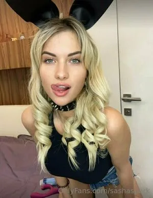 Sashaspark Kiss OnlyFans Leaked Free Thumbnail Picture - #vrSzZaL4Qd