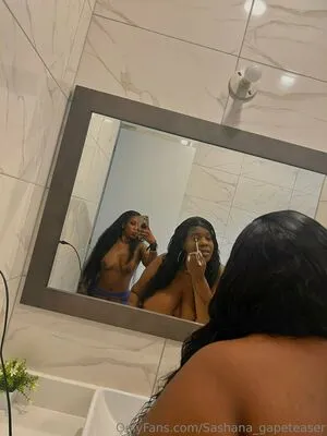 Sashi Gapeteaser OnlyFans Leaked Free Thumbnail Picture - #4ZktSfPOSv