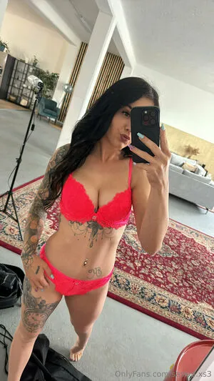 Saskia Xs3 OnlyFans Leaked Free Thumbnail Picture - #jtdLFEZPgm