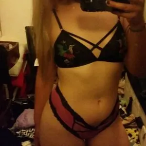 Saskia0 OnlyFans Leaked Free Thumbnail Picture - #WxyurysZSU