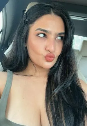 Sassy Poonam OnlyFans Leaked Free Thumbnail Picture - #tHotnhqqvU