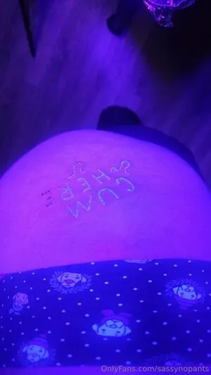 Sassynopants OnlyFans Leaked Free Thumbnail Picture - #W9NlLU9oTW