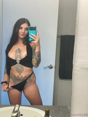 Satankitty69 OnlyFans Leaked Free Thumbnail Picture - #DMfsM4mket