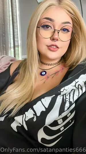 Satanpanties666free OnlyFans Leaked Free Thumbnail Picture - #rrhtozwq8B