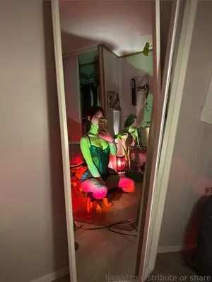 Satans Slut9 OnlyFans Leaked Free Thumbnail Picture - #42VmnRiW4X