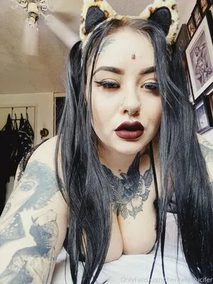 Satanslilslut6969 OnlyFans Leaked Free Thumbnail Picture - #2Za1k3D0Gg
