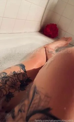 Satansmiztrezz666 OnlyFans Leaked Free Thumbnail Picture - #U8a8gAwoRX