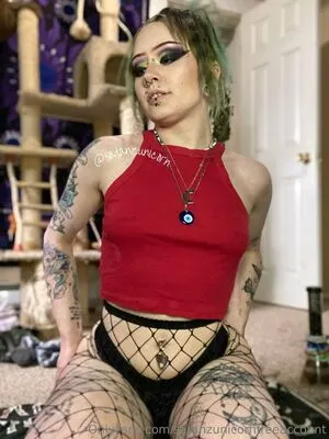 Satanzunicornfreeaccount OnlyFans Leaked Free Thumbnail Picture - #oasN7WmVND