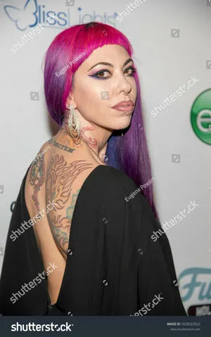Satine Phoenix OnlyFans Leaked Free Thumbnail Picture - #otBT7jSmRG