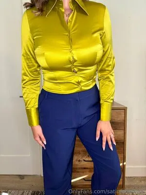 Satinfetishwife OnlyFans Leaked Free Thumbnail Picture - #ylINI1gwkk