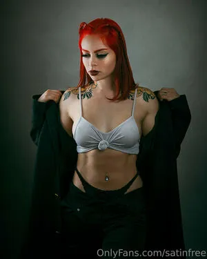 Satinfree OnlyFans Leaked Free Thumbnail Picture - #dLkDXkb2S2
