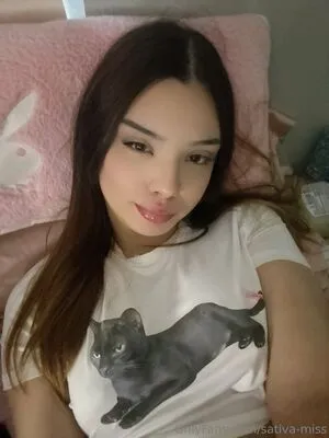 Sativa Miss OnlyFans Leaked Free Thumbnail Picture - #2muoH6h47c