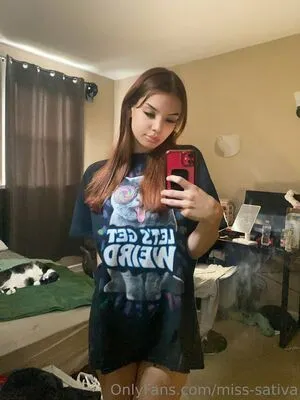 Sativa Miss OnlyFans Leaked Free Thumbnail Picture - #s8aS1uWBdM