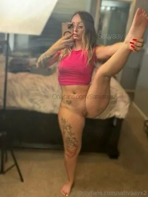 Sativaayx2 OnlyFans Leaked Free Thumbnail Picture - #hc8UoYhhoC