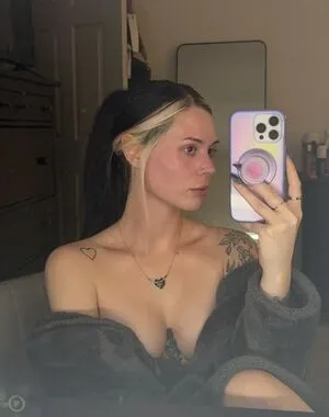 Sativapeachgod OnlyFans Leaked Free Thumbnail Picture - #FMpZGSAK89