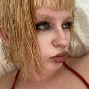 Saucychilisauce OnlyFans Leaked Free Thumbnail Picture - #B7gZPjpxuc