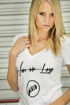 Saundrine Lanouette OnlyFans Leaked Free Thumbnail Picture - #GRHJmWChMI