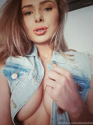 Savage Alessia OnlyFans Leaked Free Thumbnail Picture - #qiRwBIIUcH