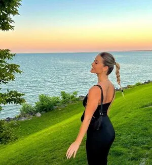 Savannah Richardson OnlyFans Leaked Free Thumbnail Picture - #gPU0l71hai