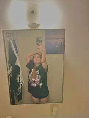 Savannahmalaby19 OnlyFans Leaked Free Thumbnail Picture - #3MCp4fiqay