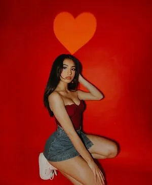 Savannahnoodlez OnlyFans Leaked Free Thumbnail Picture - #NNeHRAAg4A