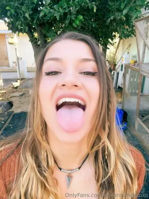Savannahryanxo OnlyFans Leaked Free Thumbnail Picture - #xRuqF61hfZ