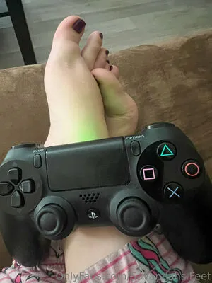 Savannahs Feet OnlyFans Leaked Free Thumbnail Picture - #b7CEqIMNFA