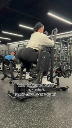 Savvybanx OnlyFans Leaked Free Thumbnail Picture - #535f2M1p4O