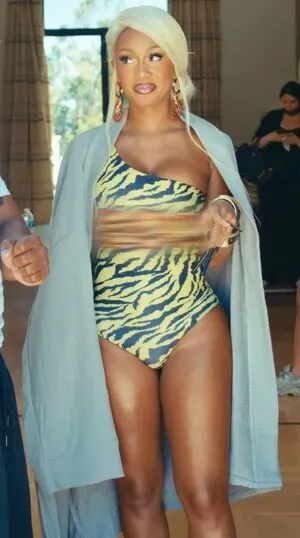 Saweetie OnlyFans Leaked Free Thumbnail Picture - #gekKV48jvX