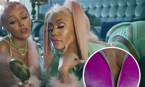 Saweetie OnlyFans Leaked Free Thumbnail Picture - #jWrlpE5qsQ