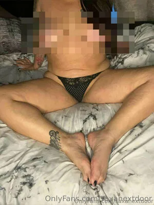 Saxanextdoor OnlyFans Leaked Free Thumbnail Picture - #3mXm3Xr1MB