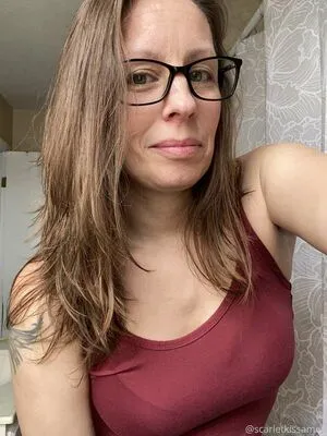 Scarletkissameevip OnlyFans Leaked Free Thumbnail Picture - #HonqSFo10p