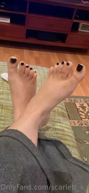 Scarlett Feet X OnlyFans Leaked Free Thumbnail Picture - #Kdd9p7gyfw