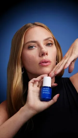 Scarlett Johansson OnlyFans Leaked Free Thumbnail Picture - #q99sFxRXDA