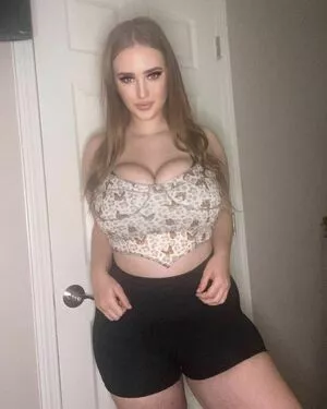 Scarlett Rose OnlyFans Leaked Free Thumbnail Picture - #dKngPsAmZ1