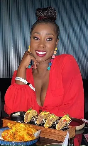Scarlette Douglas OnlyFans Leaked Free Thumbnail Picture - #nXWdiURaew