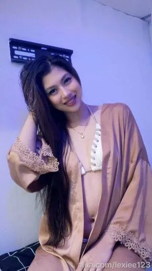 Scarlettelovefoxx OnlyFans Leaked Free Thumbnail Picture - #OnWIEGSakt