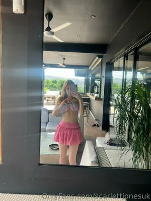 Scarlettjonesuk OnlyFans Leaked Free Thumbnail Picture - #DGNYHIbg0y