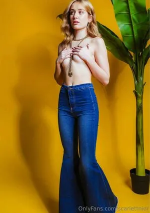 Scarlettnior OnlyFans Leaked Free Thumbnail Picture - #u315FgFLSe