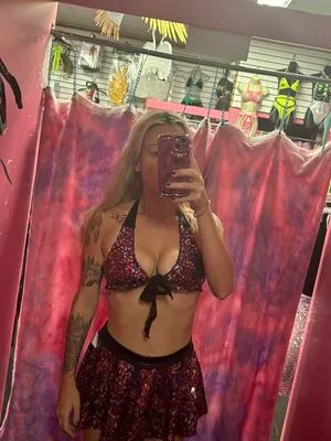 Scene Queen OnlyFans Leaked Free Thumbnail Picture - #p382H8u8zc