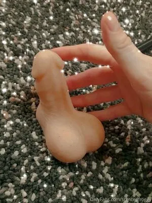 Scentedfroggy OnlyFans Leaked Free Thumbnail Picture - #DSLLzsTK5G