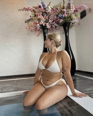 Schepenslaura Curvychubgirl OnlyFans Leaked Free Thumbnail Picture - #hIMWhhWmFW
