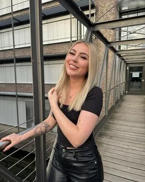 Schildizzl OnlyFans Leaked Free Thumbnail Picture - #vnvK49DE30