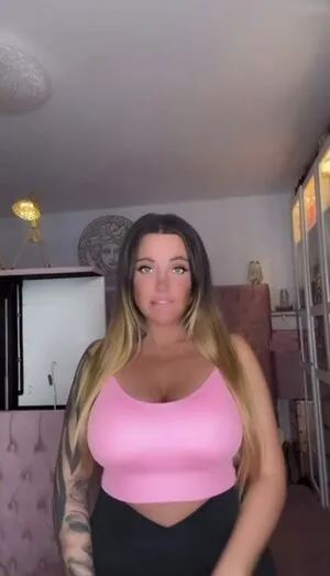Schwesta Ewa OnlyFans Leaked Free Thumbnail Picture - #RkW3qCoaoE