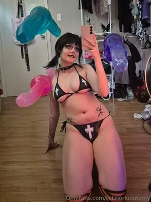 Scissorlobotomy OnlyFans Leaked Free Thumbnail Picture - #EaRoGlzDMH