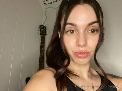 Scorpioyogagirl OnlyFans Leaked Free Thumbnail Picture - #EVqKdreTDU