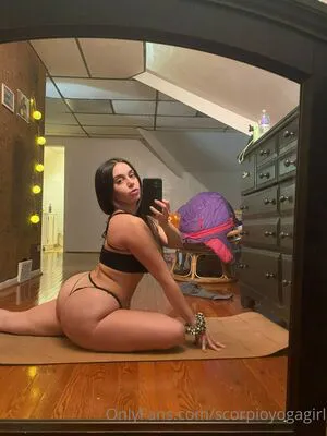 Scorpioyogagirl OnlyFans Leaked Free Thumbnail Picture - #iXzt8qJUBt