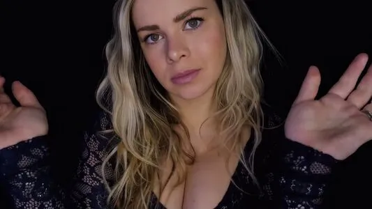 Scottish Murmurs ASMR OnlyFans Leaked Free Thumbnail Picture - #TFNwl42hX6