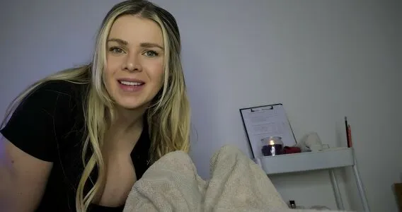 Scottish Murmurs ASMR OnlyFans Leaked Free Thumbnail Picture - #Zs9qksFZmv