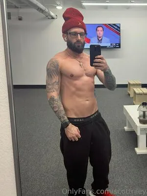 Scottriley OnlyFans Leaked Free Thumbnail Picture - #cUWGbSJxNq